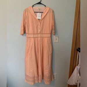 Simple Retro NWT “Fiona Dress” in light pink/peach